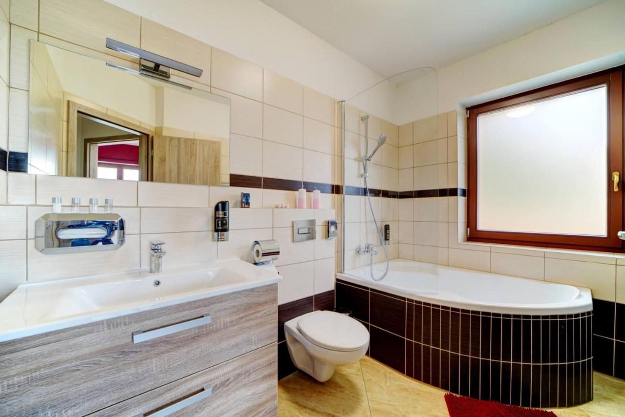 Hotel Zlechov Plumlov Dış mekan fotoğraf
