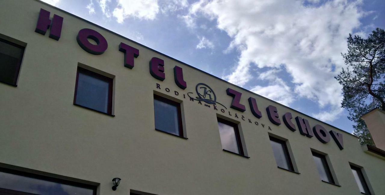 Hotel Zlechov Plumlov Dış mekan fotoğraf